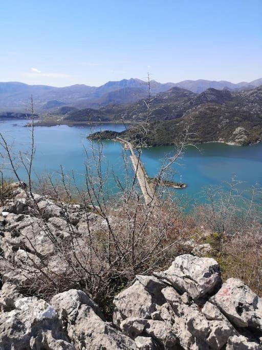 Jg Sunny Balcony Apartment Skadar Lake Podgorica Exterior photo